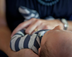 https://nannyauthority.com/wp-content/uploads/2017/04/The-Benefits-of-Breastfeeding-and-Formula-Feeding-for-Newborn-Children.jpeg