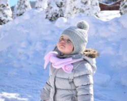 8 Magical Winter Traditions to Start with Your Family